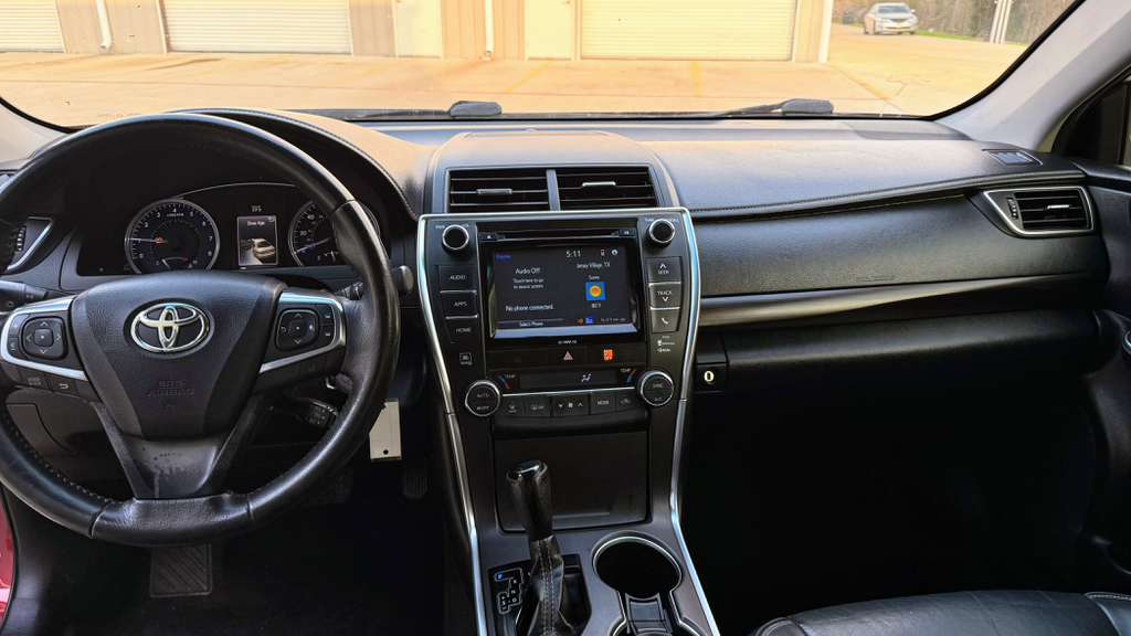 Toyota Camry 2017 con 98,021 millas