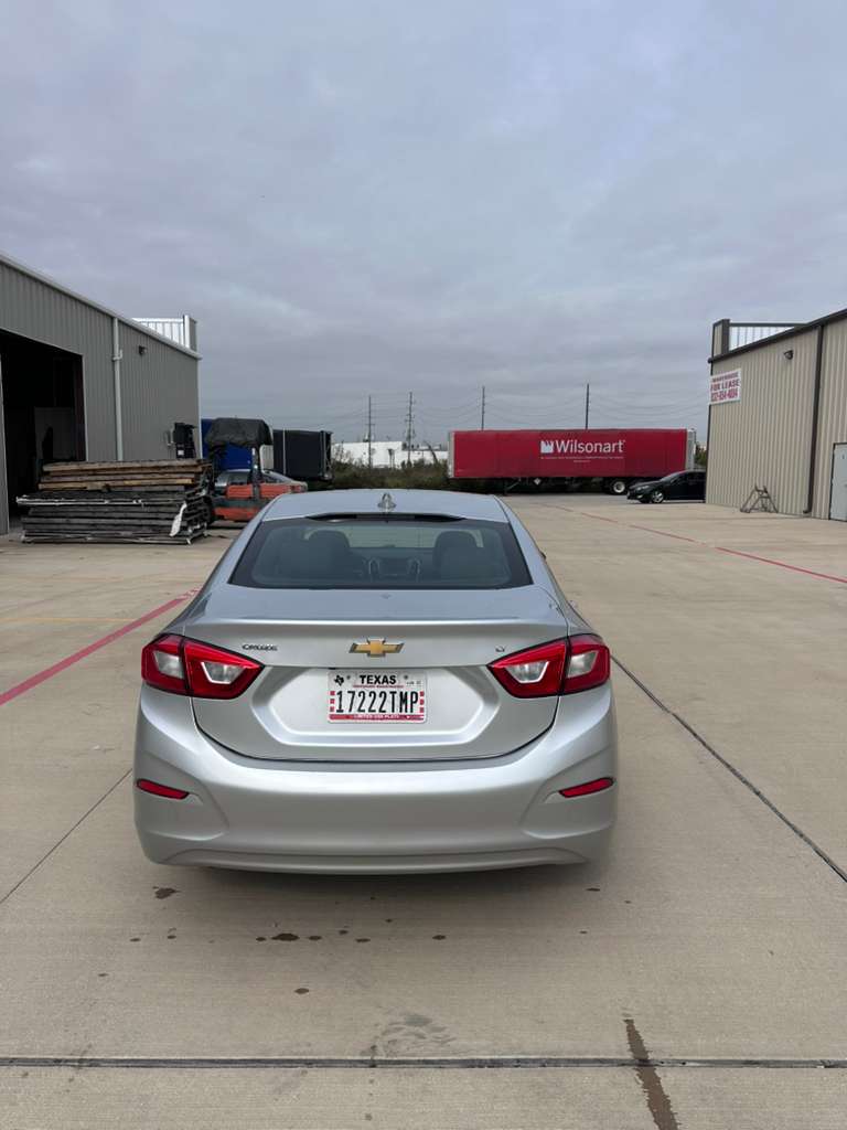 Chevrolet Cruze 2018 con 101.345 Millas