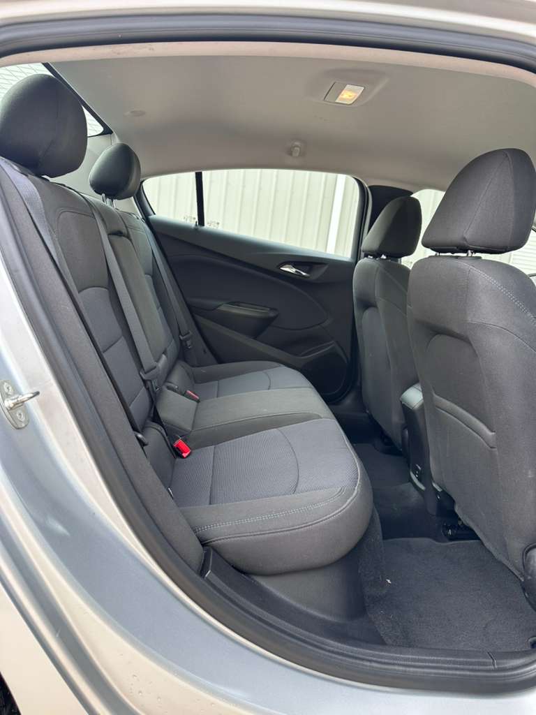 Chevrolet Cruze 2018 con 101.345 Millas