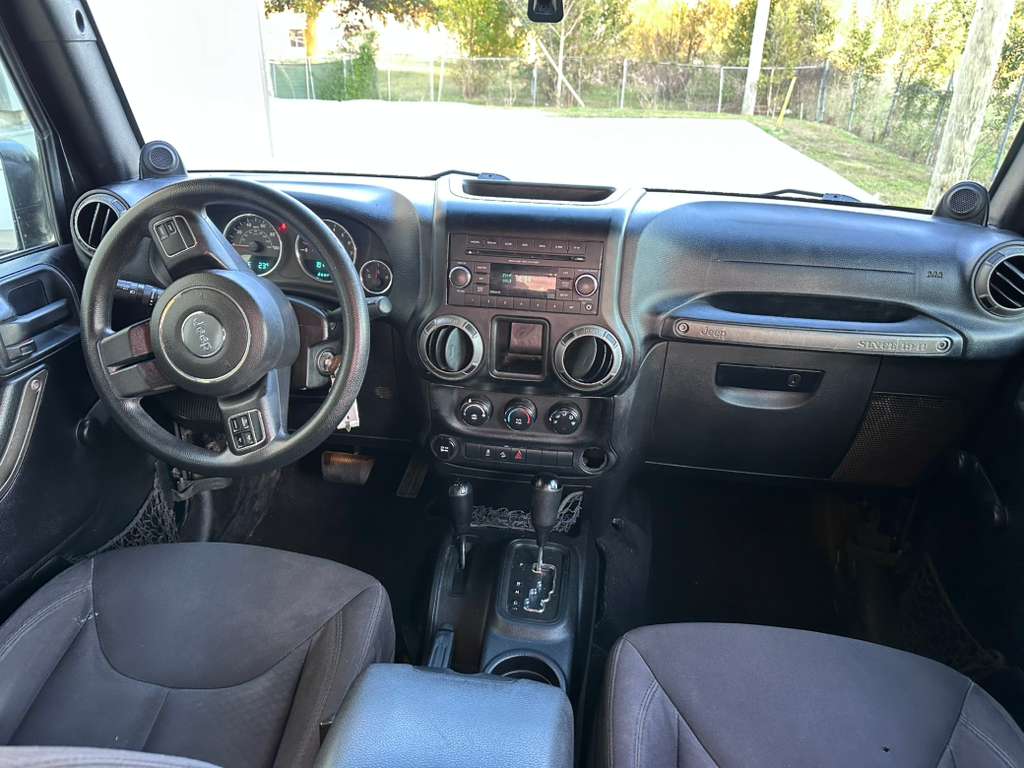 Jeep Wrangler 2015 con 131,876 millas