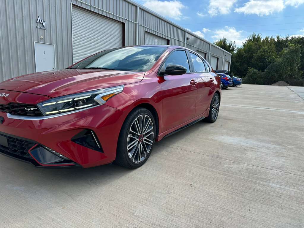 Kia forte GT 2024 con 23,097 millas